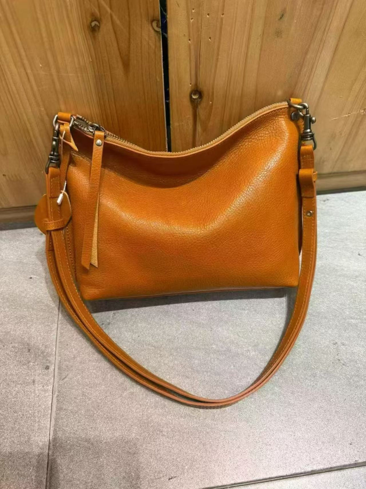 Veroak 2205 real product reference photograph