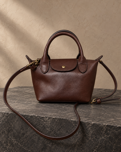 Veroak 3098 Brown top-grain cowhide leather bag — AI studio presentation