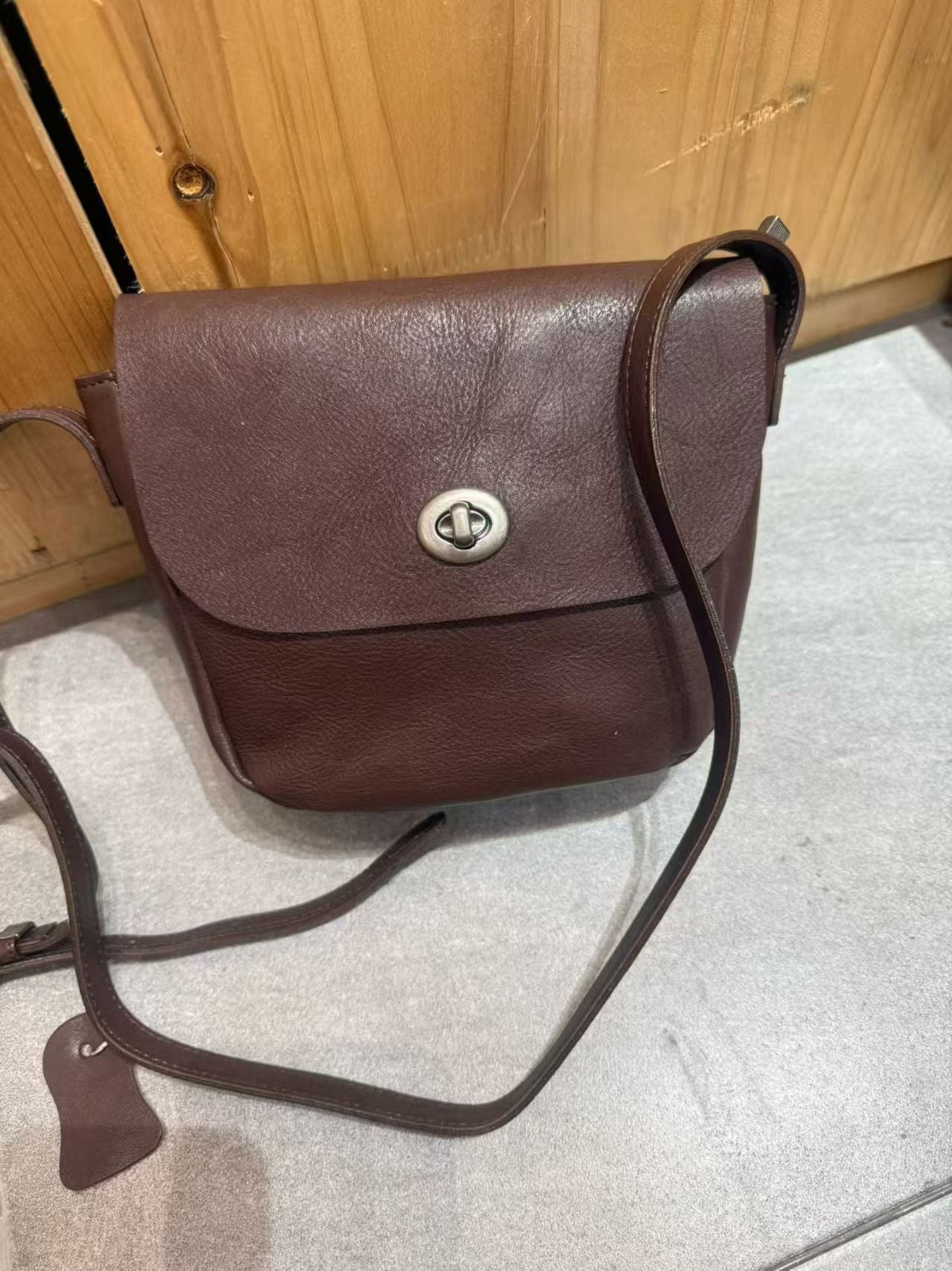 Veroak 5070 real product reference photograph