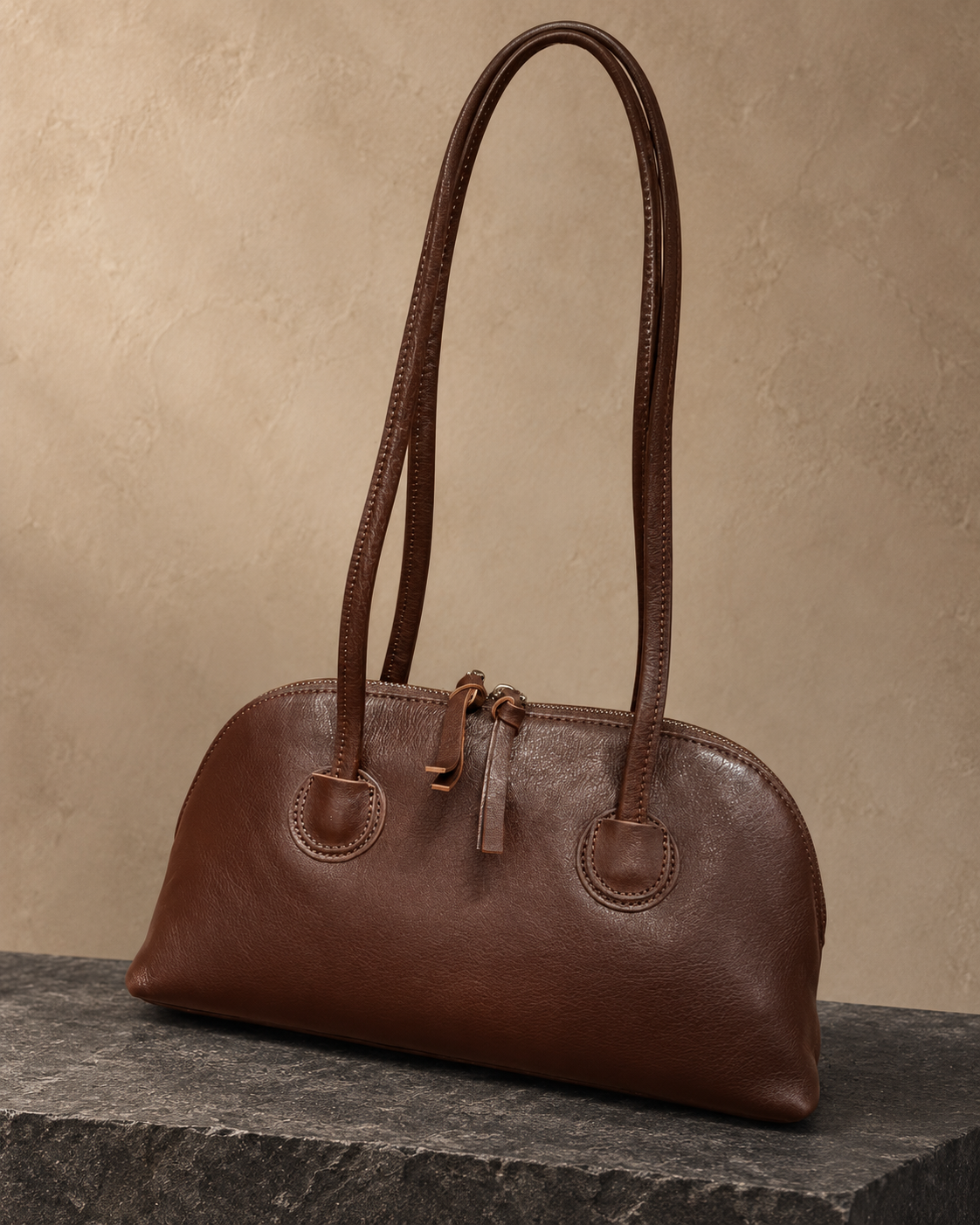 Veroak 8114 Brown top-grain cowhide leather bag — AI studio presentation