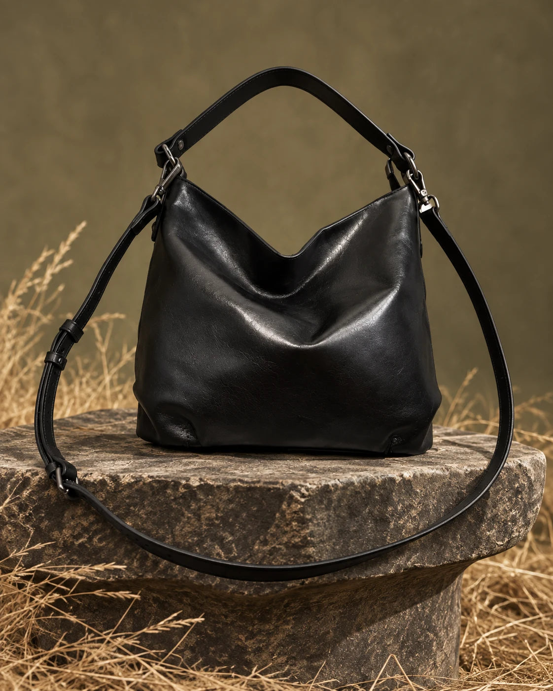 Shoulder / crossbody -6215 — studio image