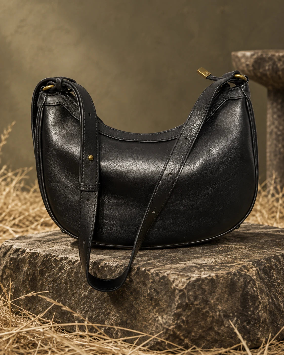 Shoulder bag -1035 in Black, AI-styled studio presentation